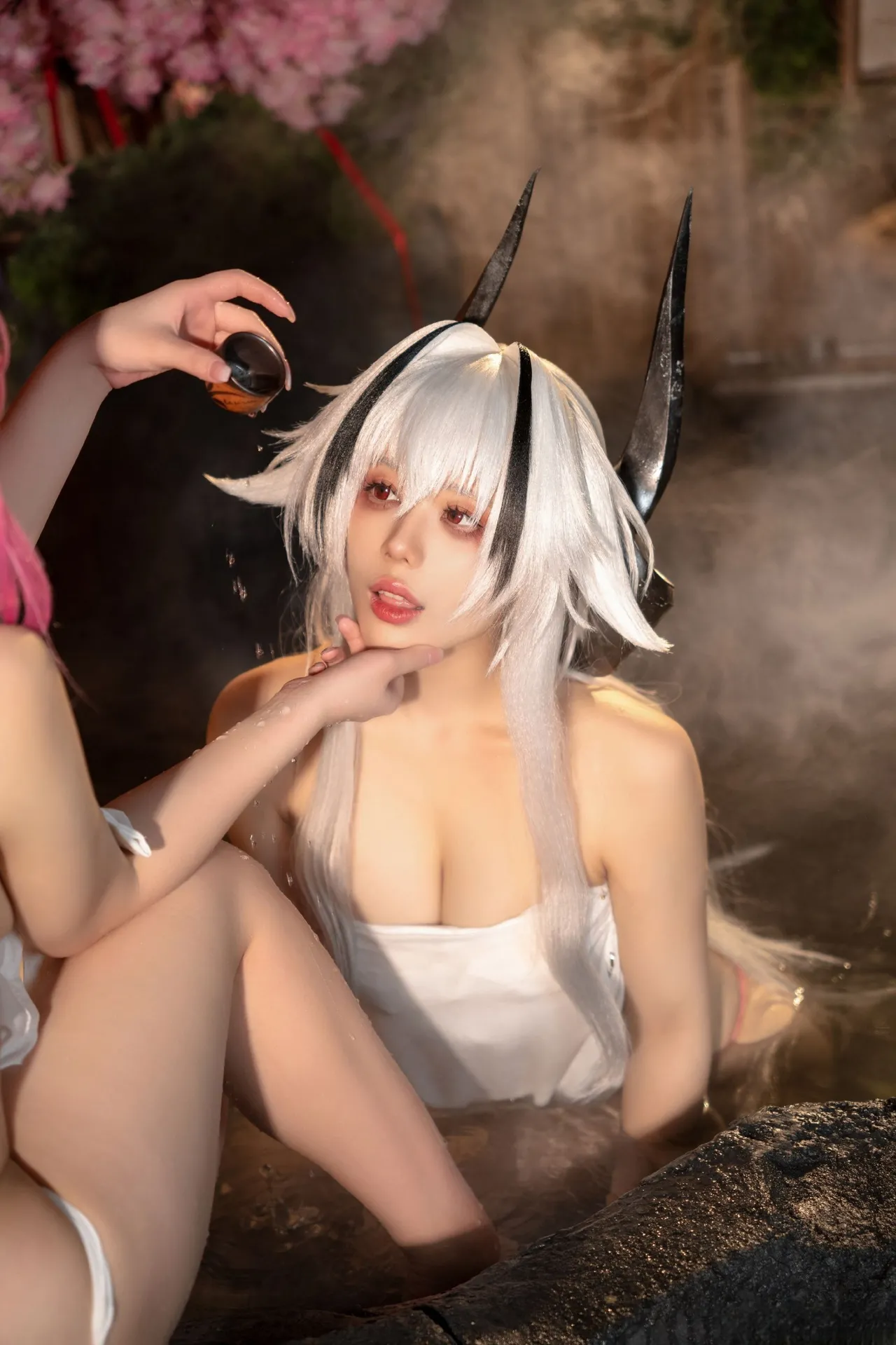 九言 小瑶幺幺 喜茶苍苍子-碧蓝温泉-erohere34.webp